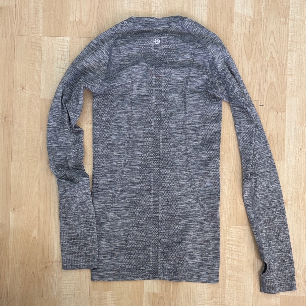 Lululemon Gray Long Sleeve Athletic workout top